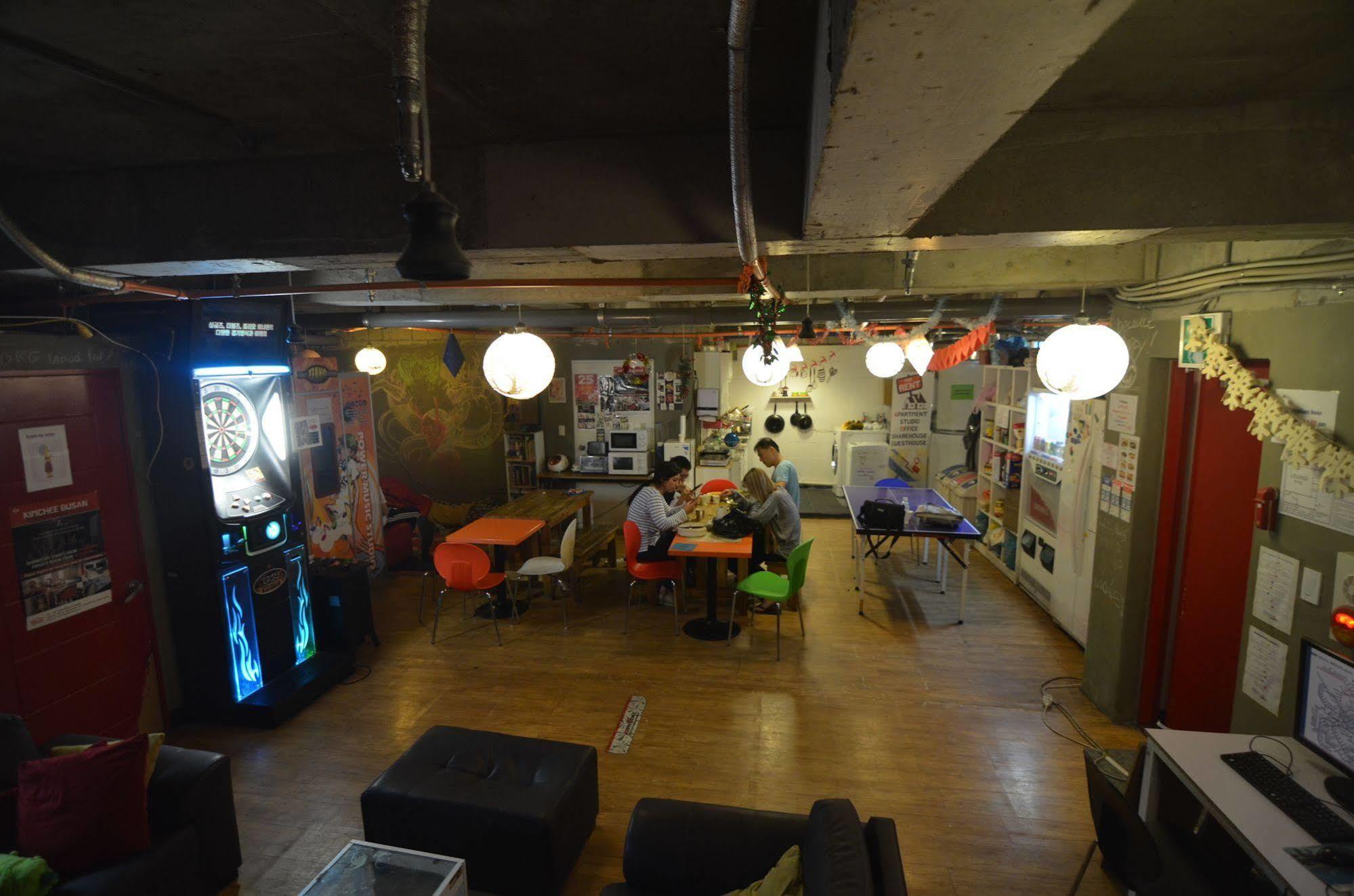Yakorea Hostel Hongdae Seul Esterno foto