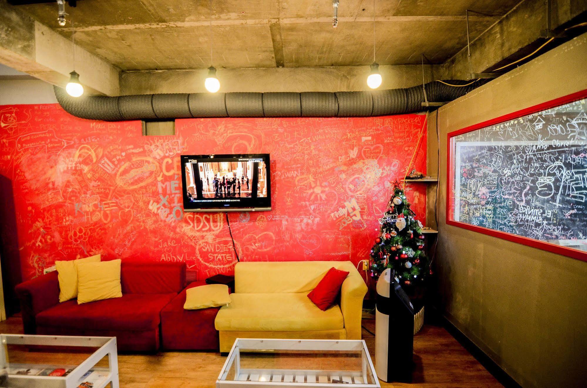 Yakorea Hostel Hongdae Seul Esterno foto