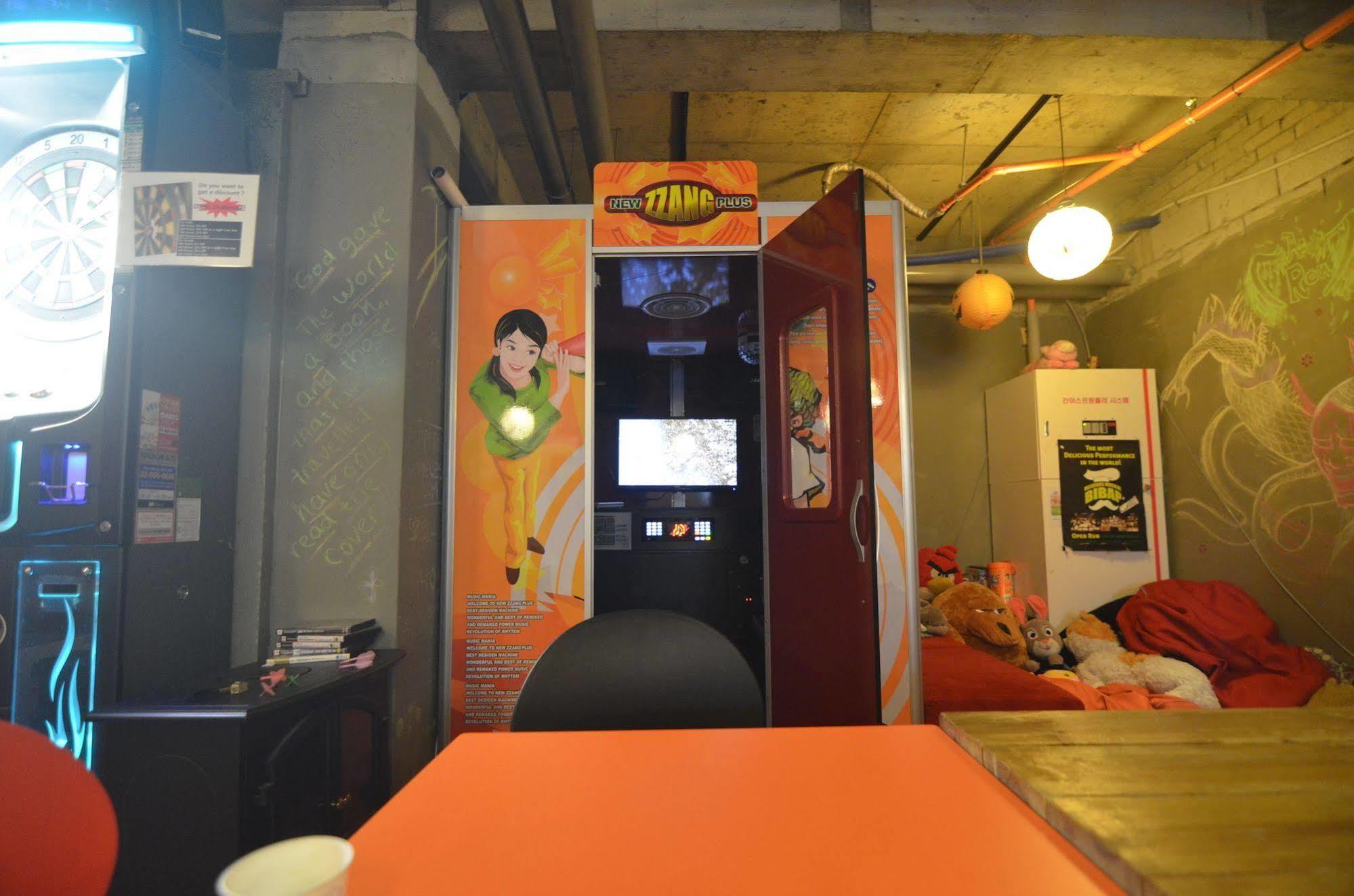 Yakorea Hostel Hongdae Seul Esterno foto