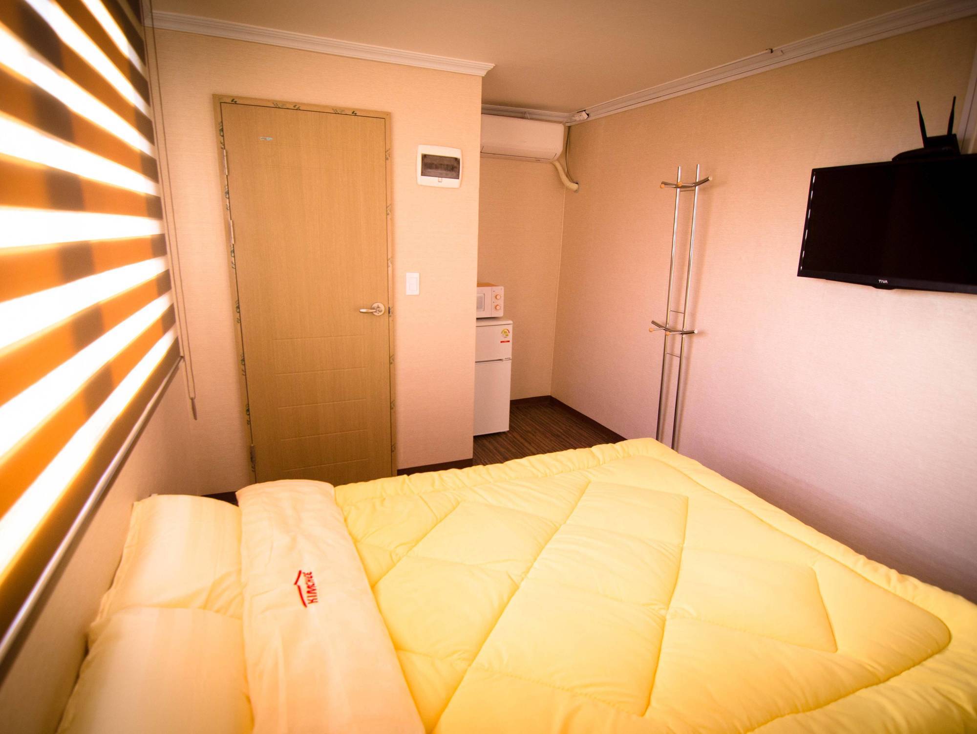 Yakorea Hostel Hongdae Seul Esterno foto